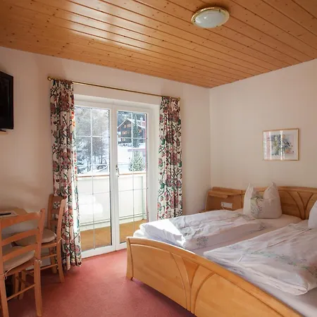 Edelweiss - Bergdorf 1423m Guest house