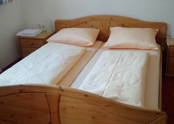 Edelweiss - Bergdorf 1423m - 200m Zur Schafbergbahn Gargellen